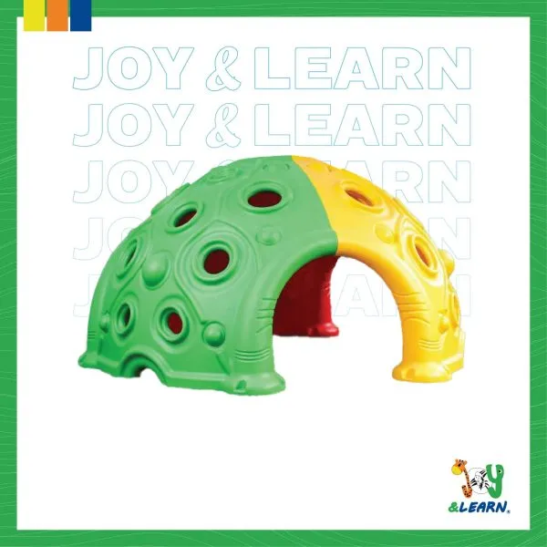 قلعة تسلق
قلعة التسلق 
climbing castle 
climbing 
climber